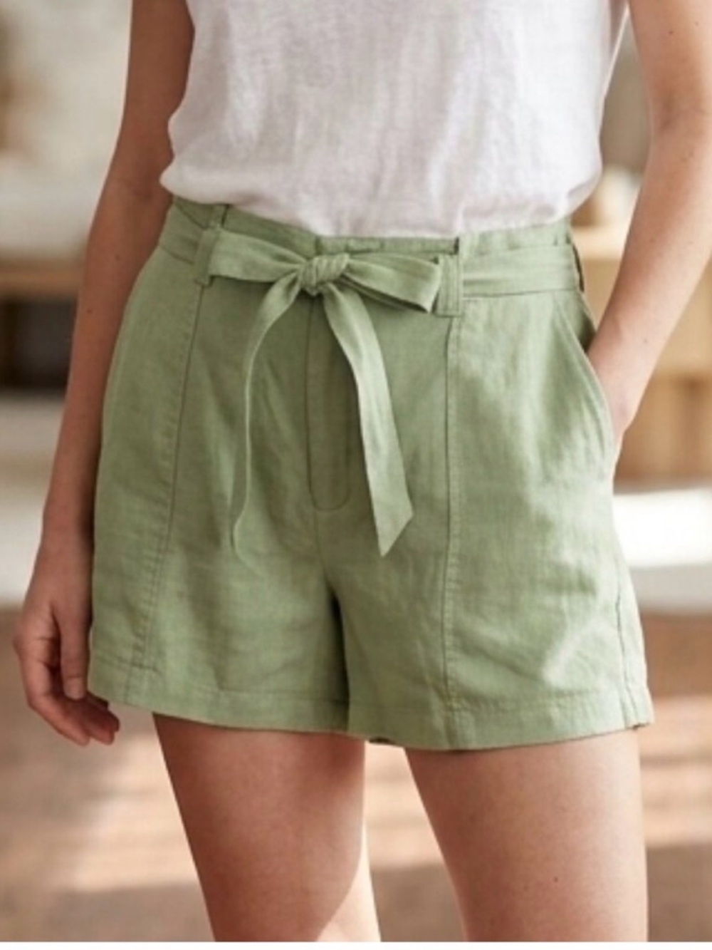 Madewell Green High-Rise Linen Shorts